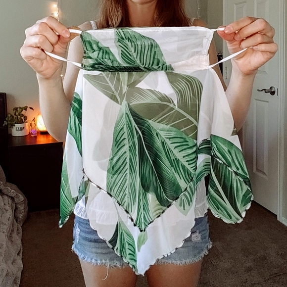 Accessories - 🎉HP🎉 Bali coast face mask palm frond rainforest